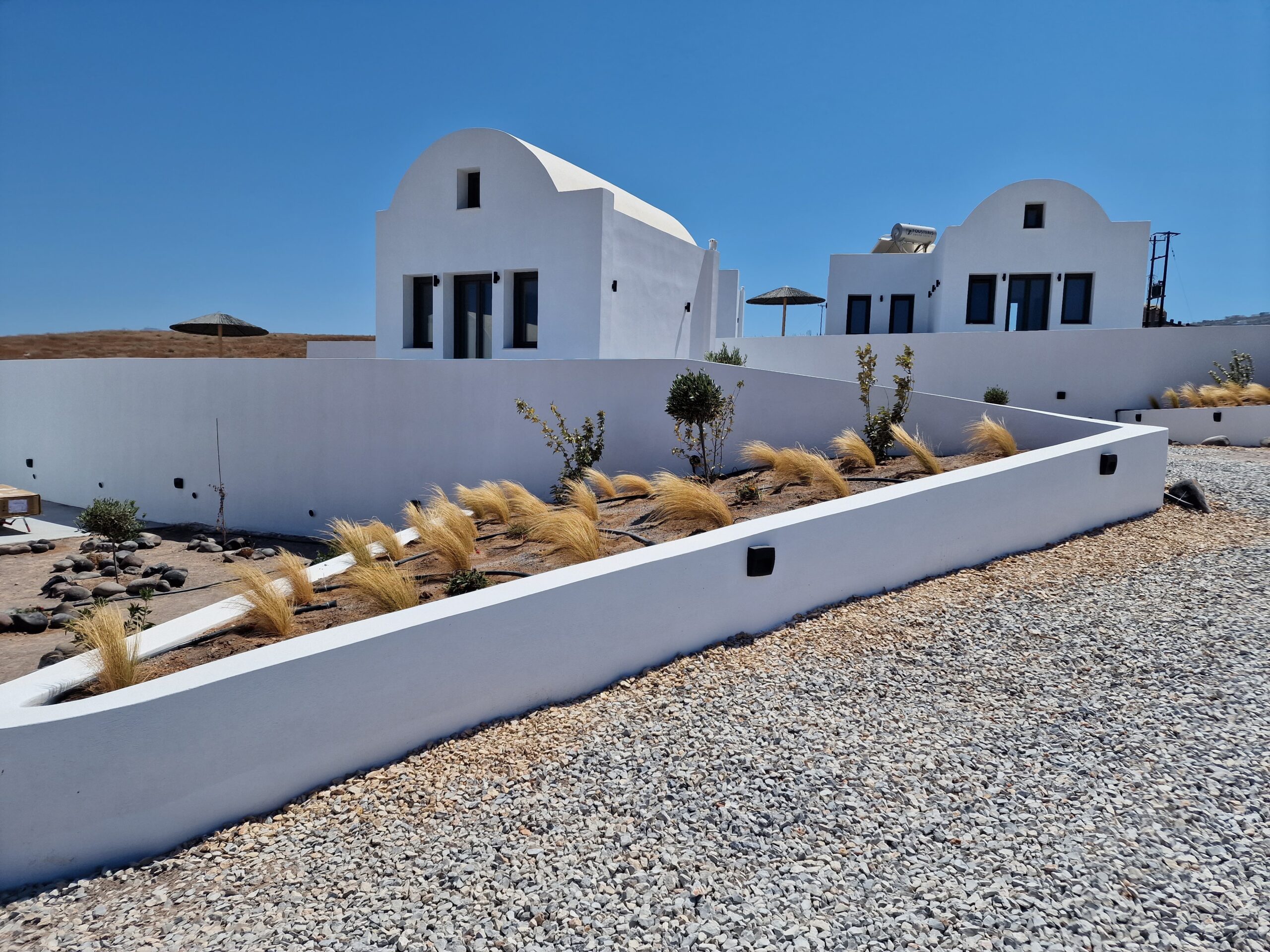 Swell Suites Santorini
